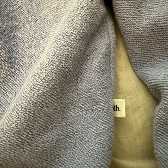 MADHAPPY Reverse Weave Cropped Sweatshirt - Picture 3 of 7